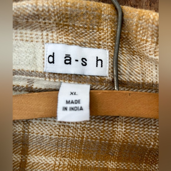 Dash plaid flannel shacket with pockets W’s XL - Picture 2 of 3